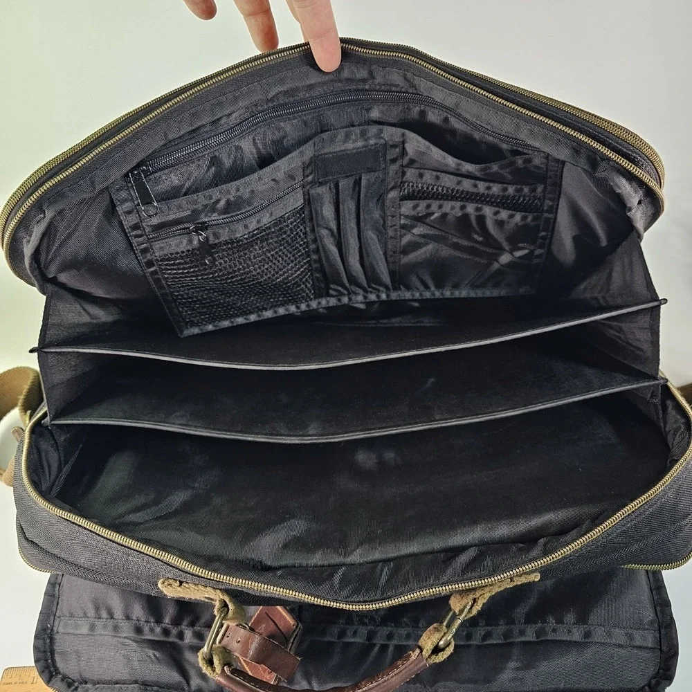 Vtg GH Bass Messenger Briefcase Shoulder Laptop Padded Leather Nylon Zip Case